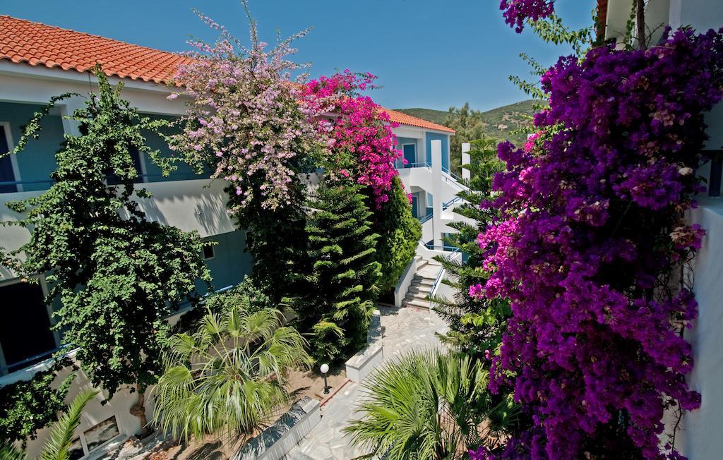 Zefiros Beach Hotel Mykali Exterior foto